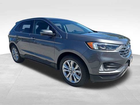 Used 2022 Ford Edge Titanium w/ Equipment Group 301A AWD/4WD image 8