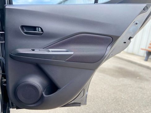 Used 2019 Nissan Kicks S w/ Exterior Package FWD image 22