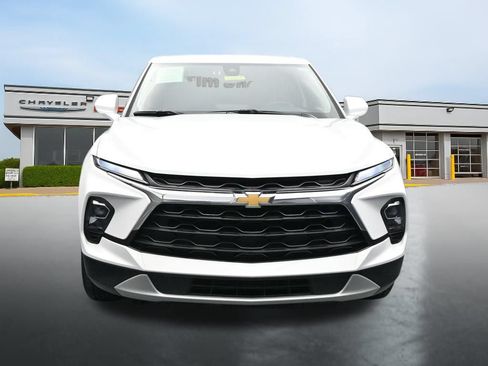 Used 2025 Chevrolet Blazer LT AWD/4WD image 8