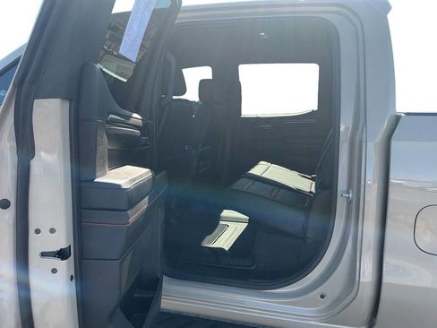 Used 2022 GMC Sierra 1500 AT4 w/ AT4 Preferred Package image 21