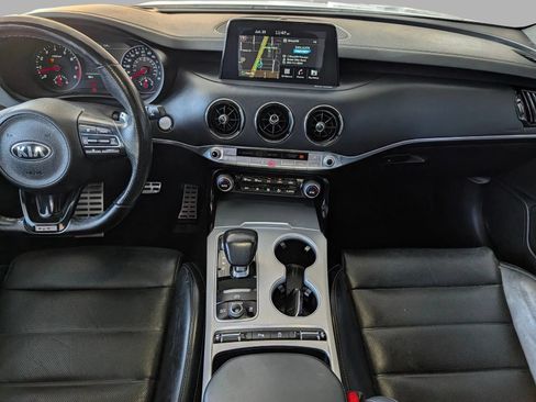 Used 2018 Kia Stinger GT2 RWD image 35