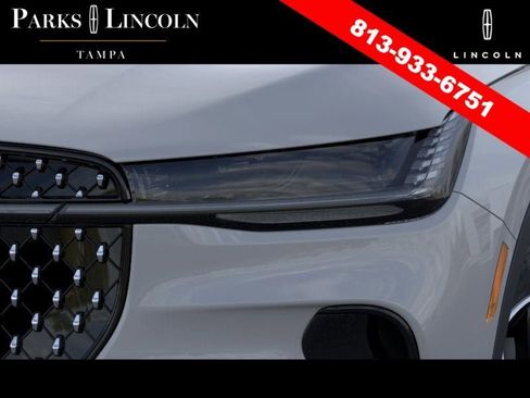 New 2026 Lincoln Nautilus Premier AWD/4WD image 18