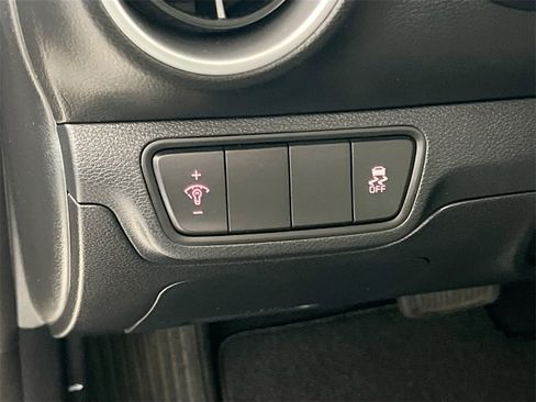 Certified 2024 Kia Forte LXS image 11