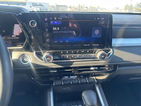 Certified 2024 Chevrolet Colorado LT w/ LT Convenience Package II image 18