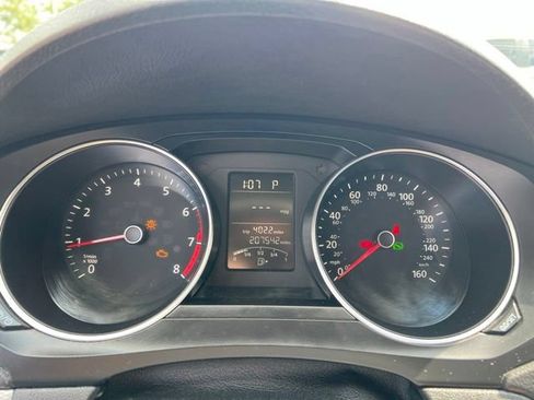 Used 2015 Volkswagen Jetta SE FWD image 11