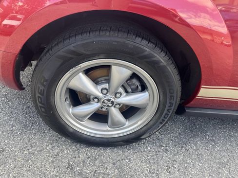 Used 2008 Ford Mustang V6 Deluxe 2dr Fastback image 21