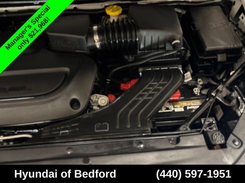 Used 2023 Chrysler Pacifica Limited FWD image 29