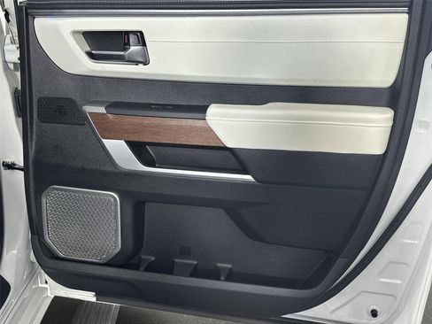 Used 2023 Toyota Tundra Capstone image 31