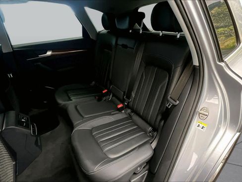 Used 2024 Audi Q5 2.0T Premium AWD/4WD image 20