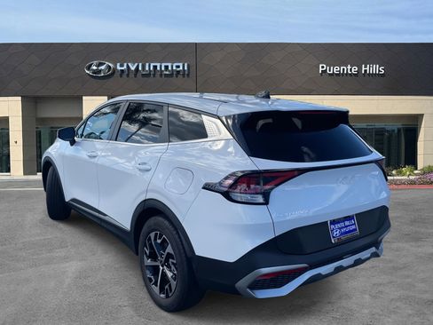 Used 2023 Kia Sportage EX image 4