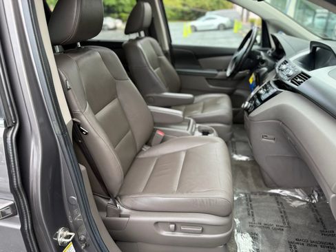 Used 2013 Honda Odyssey EX-L image 19