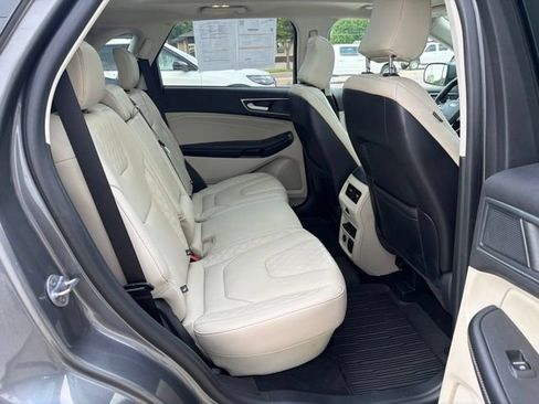 Certified 2024 Ford Edge Titanium w/ Equipment Group 301A AWD/4WD image 11