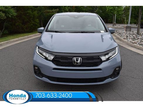 New 2026 Honda Odyssey Touring image 2