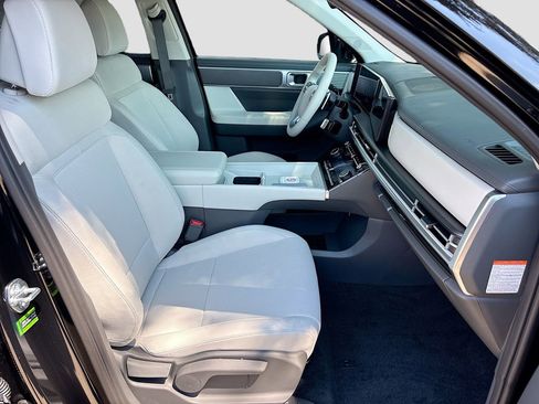 New 2026 Hyundai Santa Fe SE image 28
