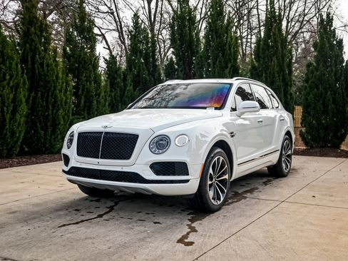 Used 2019 Bentley Bentayga image 5
