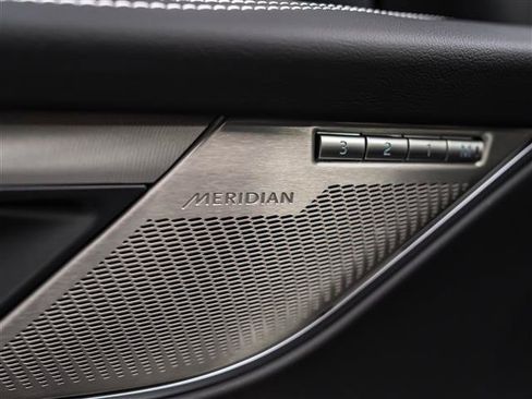 New 2025 Jaguar F-PACE R-Dynamic S AWD/4WD image 26