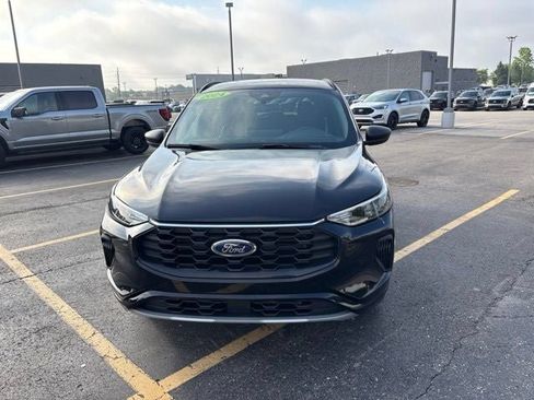 Used 2024 Ford Escape ST-Line w/ Tech Pack #1 AWD/4WD image 18
