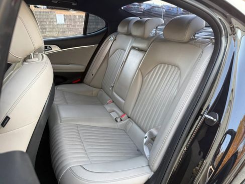 Used 2023 Genesis G70 2.0T w/ Sport Prestige Package image 32