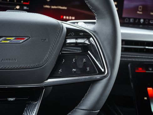 Used 2026 Cadillac Escalade V image 21