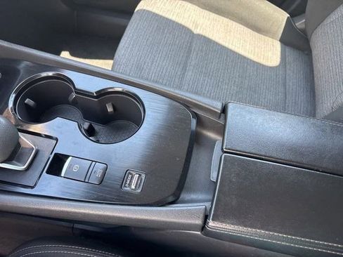 Used 2023 Nissan Rogue SV FWD image 24
