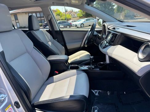 Used 2016 Toyota RAV4 Limited w/ Advanced Technology Package AWD/4WD image 19