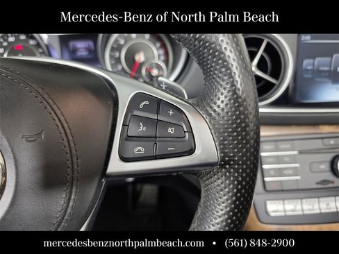 Used 2020 Mercedes-Benz SL 550 image 17