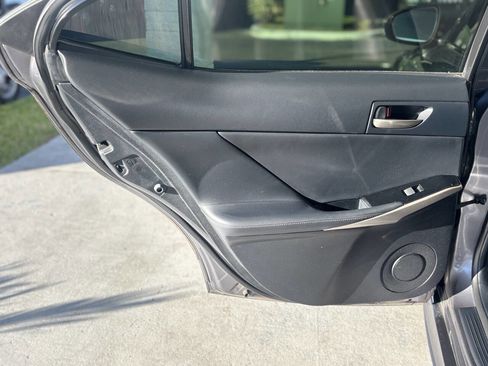 Used 2018 Lexus IS 300 w/ Premium Package image 18