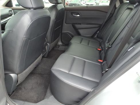 Certified 2023 Nissan Rogue SV w/ SV Premium B Package image 5