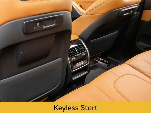 Used 2023 BMW X5 xDrive45e w/ Climate Comfort Package image 14