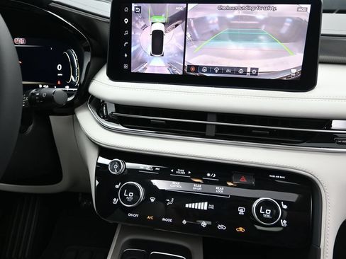 New 2027 INFINITI QX60 Luxe w/ Cargo Package FWD image 29