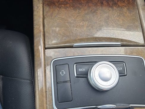 Used 2011 Mercedes-Benz E 350 BlueTEC Sedan image 24