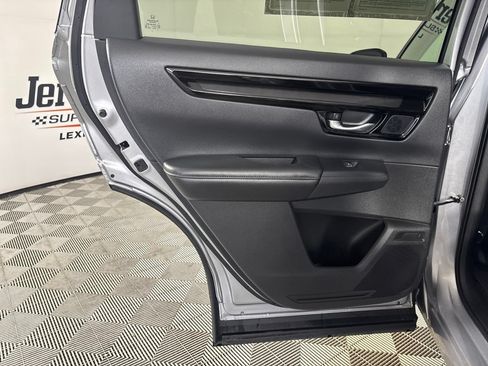 Used 2025 Honda CR-V EX-L image 21