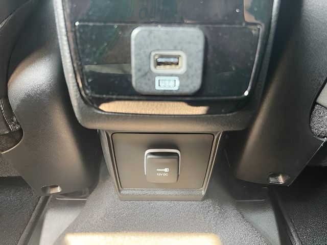 Used 2023 Jeep Compass Latitude AWD/4WD image 31