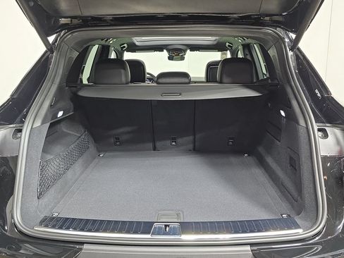 New 2026 Porsche Cayenne S AWD/4WD image 25