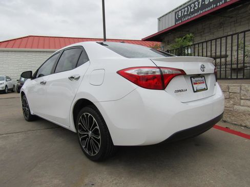 Used 2015 Toyota Corolla S FWD image 3