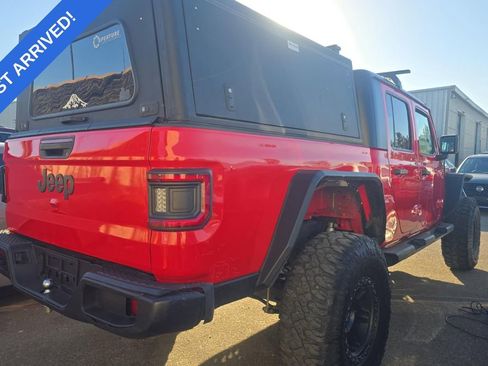 Used 2020 Jeep Gladiator Sport w/ Quick Order Package 24S image 3