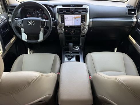 Used 2023 Toyota 4Runner SR5 Premium w/ Moonroof Package AWD/4WD image 11
