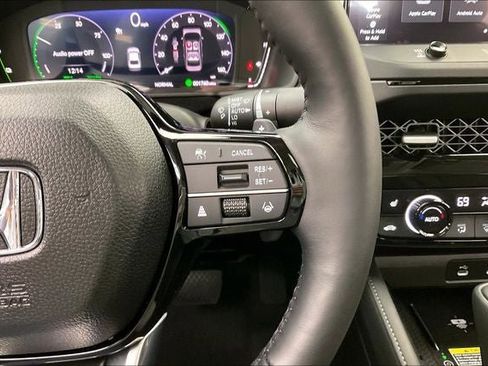 Certified 2025 Honda Accord Touring image 24