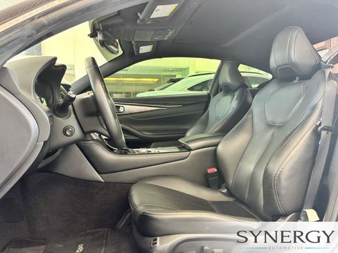Used 2022 INFINITI Q60 3.0t Luxe w/ Essential Package RWD image 16