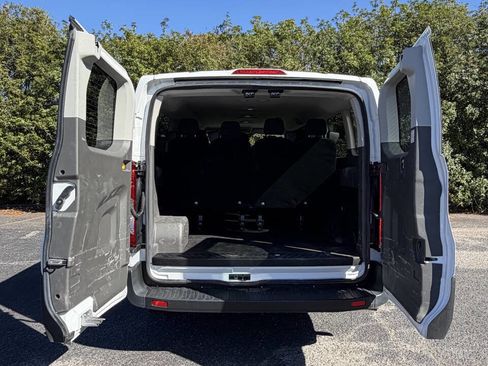 Used 2021 Ford Transit 350 XL image 30