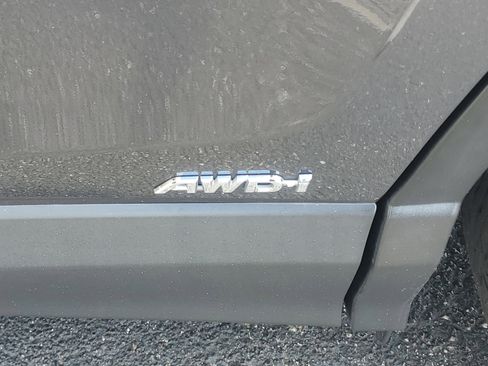 Used 2016 Toyota RAV4 Limited image 9