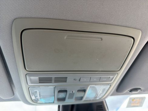 Used 2016 Honda Accord Touring image 24