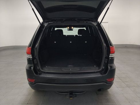 Used 2020 Jeep Grand Cherokee Laredo RWD image 29