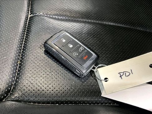 Used 2023 Jeep Grand Cherokee L Limited w/ Luxury Tech Group II image 19