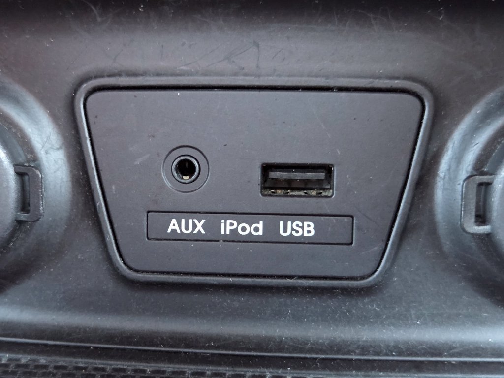 Used 2013 Hyundai Tucson Limited FWD image 9