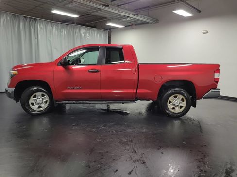 Used 2019 Toyota Tundra SR5 AWD/4WD image 5