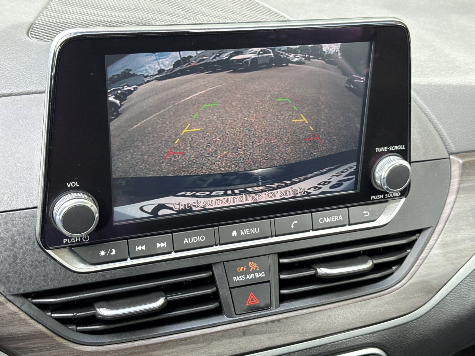 Used 2025 Nissan Altima 2.5 SV FWD image 23