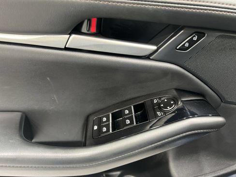 Used 2024 MAZDA MAZDA3 s FWD image 13