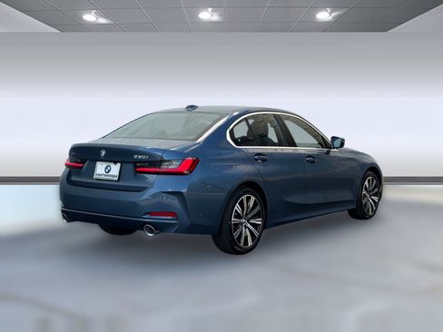 New 2026 BMW 330i xDrive Sedan w/ Premium Package AWD/4WD image 9