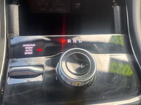 Certified 2023 Jeep Grand Cherokee Limited image 27